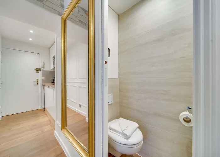 Historical In The Heart Of - 2 Apartamento